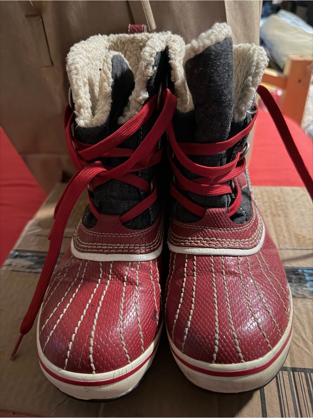 Sorel Tivoli Red Waterproof Boots size 7.5